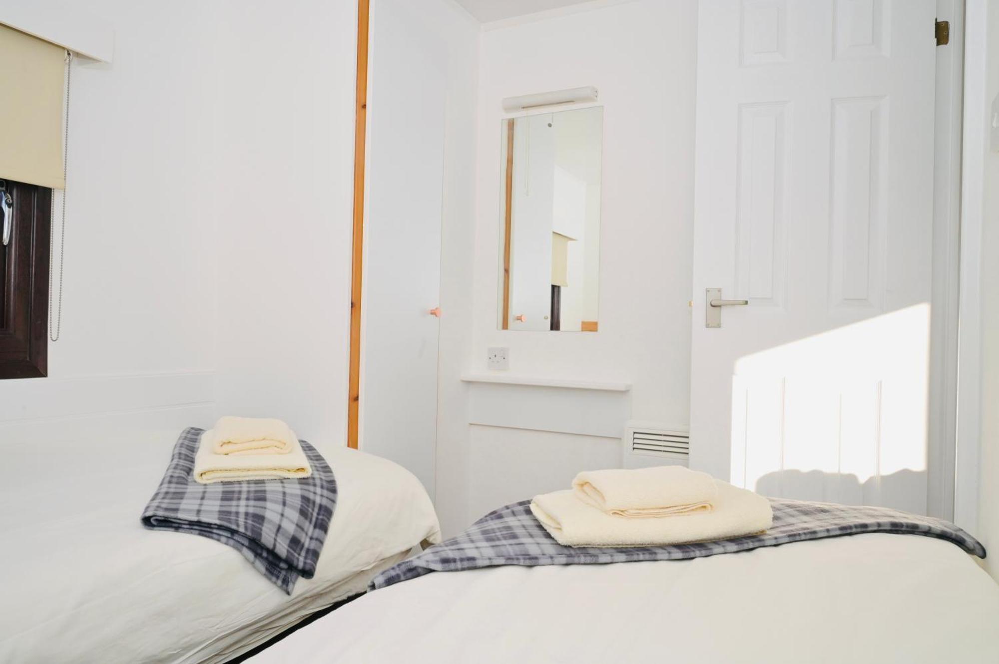 Lodge Cabin With Fabulous Views - Farm Holiday Stranraer Exteriér fotografie